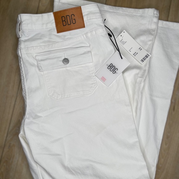 BDG Urban Outfitters Micro-Flare Low Rise Jean - Picture 6 of 6